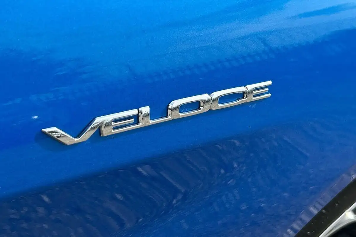 2024-alfa-romeo-giulia-20-veloce-big-25
