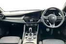 2024-alfa-romeo-giulia-20-veloce-small-8