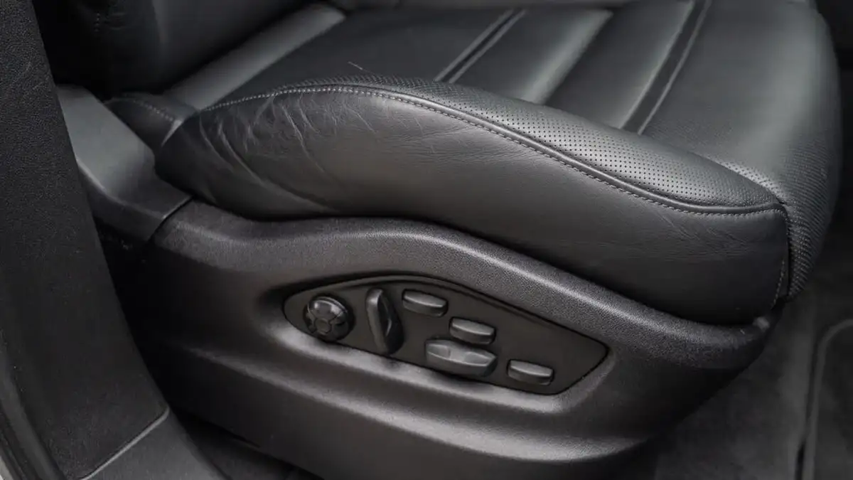 2024-porsche-cayenne-30-v6-353ps-coupe-big-20