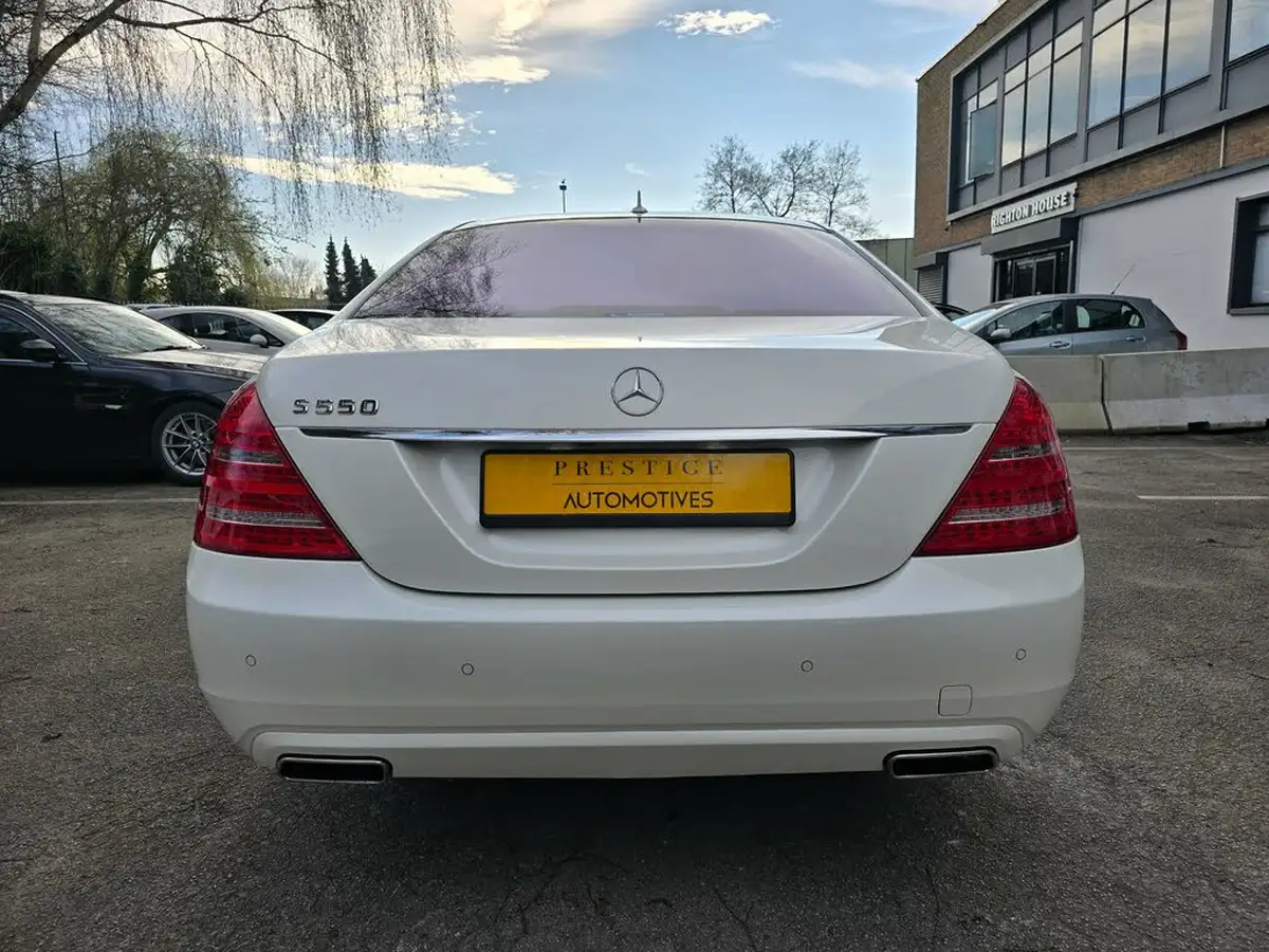 2011-mercedes-benz-s-class-55-s500-big-6