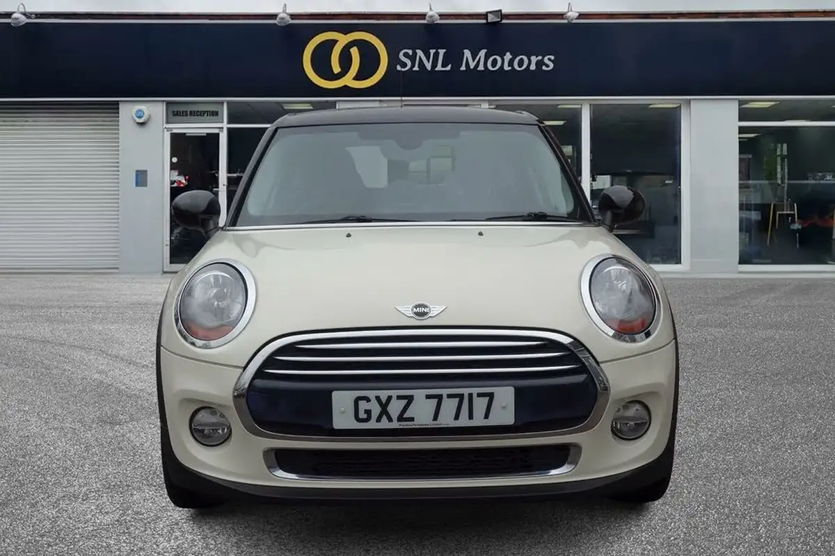 2014-mini-cooper-15-cooper-5d-big-1