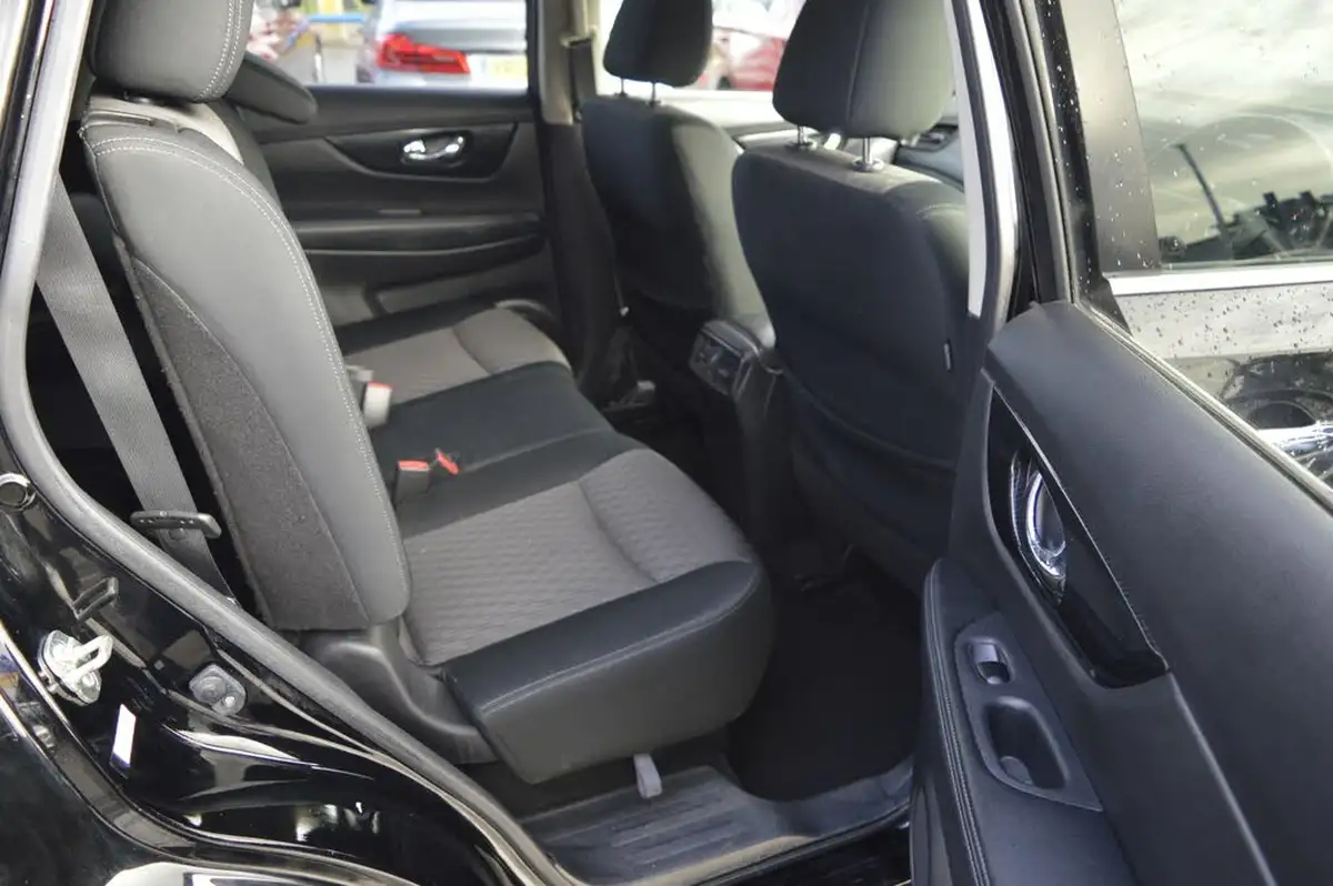 2020-nissan-x-trail-17dci-acenta-premium-5-big-12
