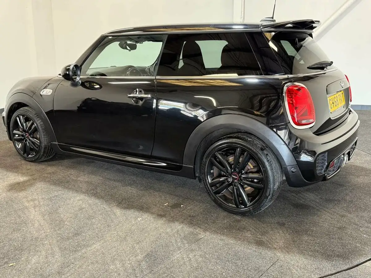 2018-mini-cooper-20-cooper-s-sport-ss-hatchback-3d-auto-big-4