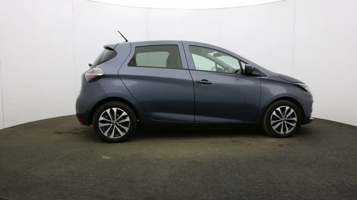 2021-renault-zoe-e-gt-line-big-43