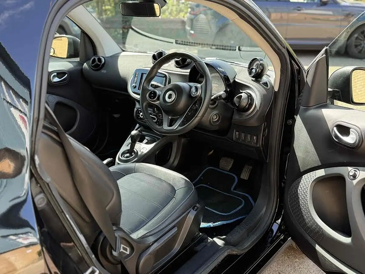 2019-smart-fortwo-09-prime-premium-coupe-twinamic-big-1