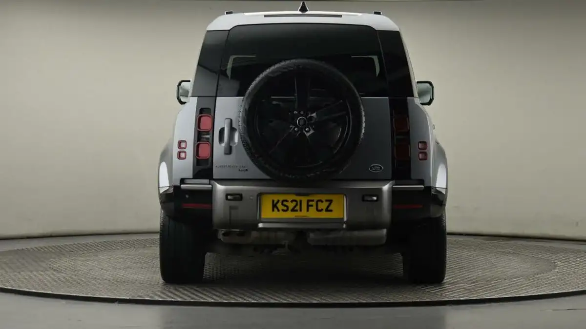 2021-land-rover-110-defender-30-d300-x-dynamic-hse-2993cc-big-8
