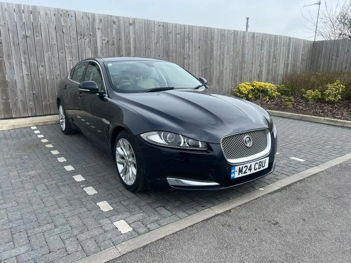 2011-jaguar-xf-22td-luxury-big-1