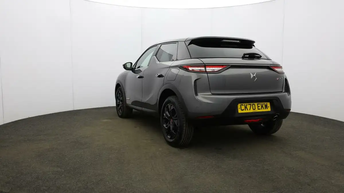2020-ds-ds-3-crossback-15-bluehdi-performance-line-big-24