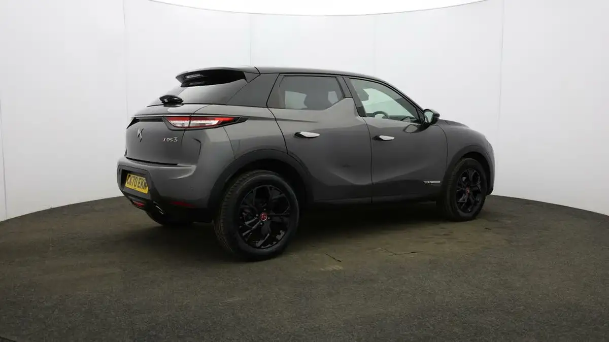 2020-ds-ds-3-crossback-15-bluehdi-performance-line-big-48