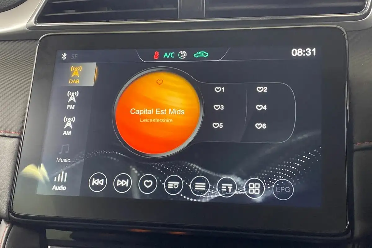 2023-mg-zs-suv-15-vti-tech-exclusive-big-18
