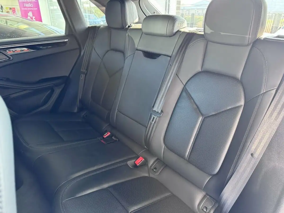 2019-porsche-macan-30-v6-s-big-22