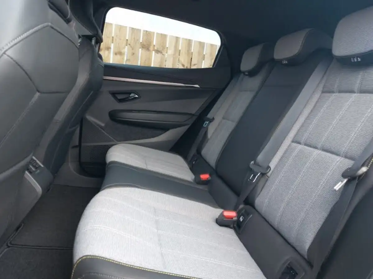 2024-renault-megane-e-tech-e-techno-e-tech-comfort-range-big-5