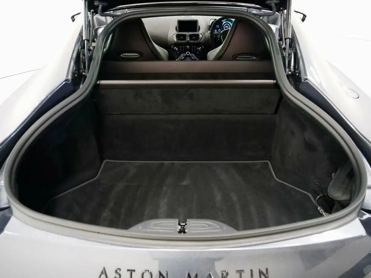2024-aston-martin-vantage-40-v8-vantage-coupe-auto-big-29