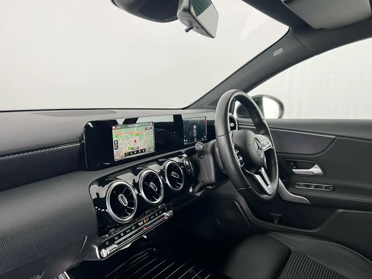 2019-mercedes-benz-a-class-15d-a180d-sport-hatchback-5d-7g-dct-big-8
