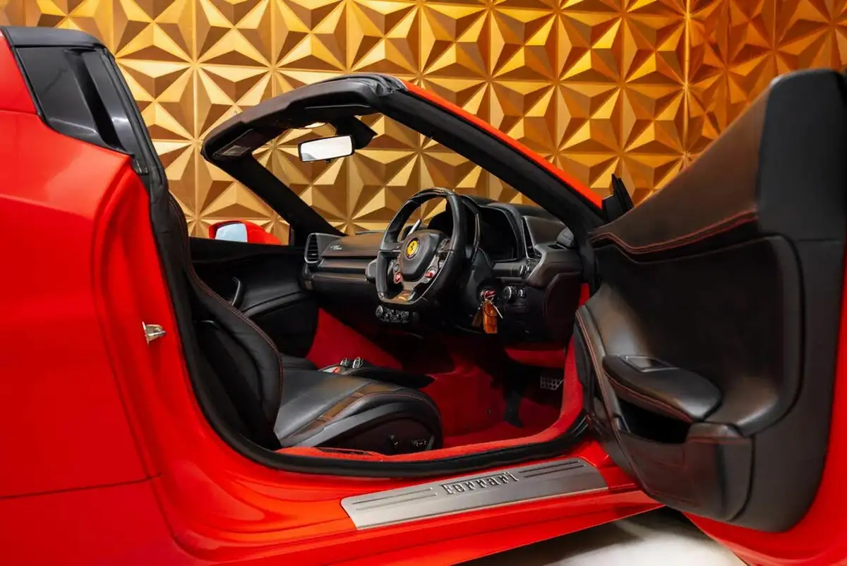2012-ferrari-458-45-spider-big-18