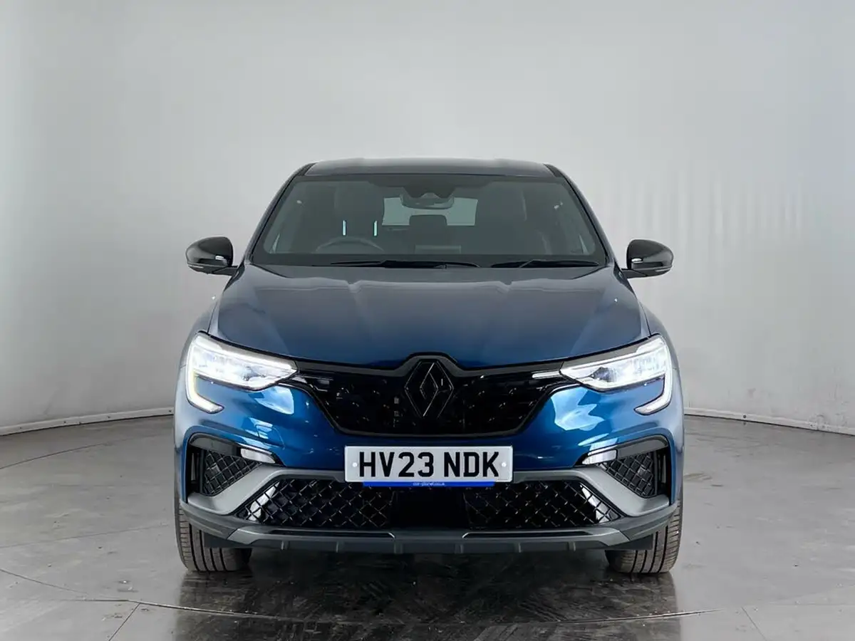 2023-renault-arkana-16-e-tech-engineered-big-4