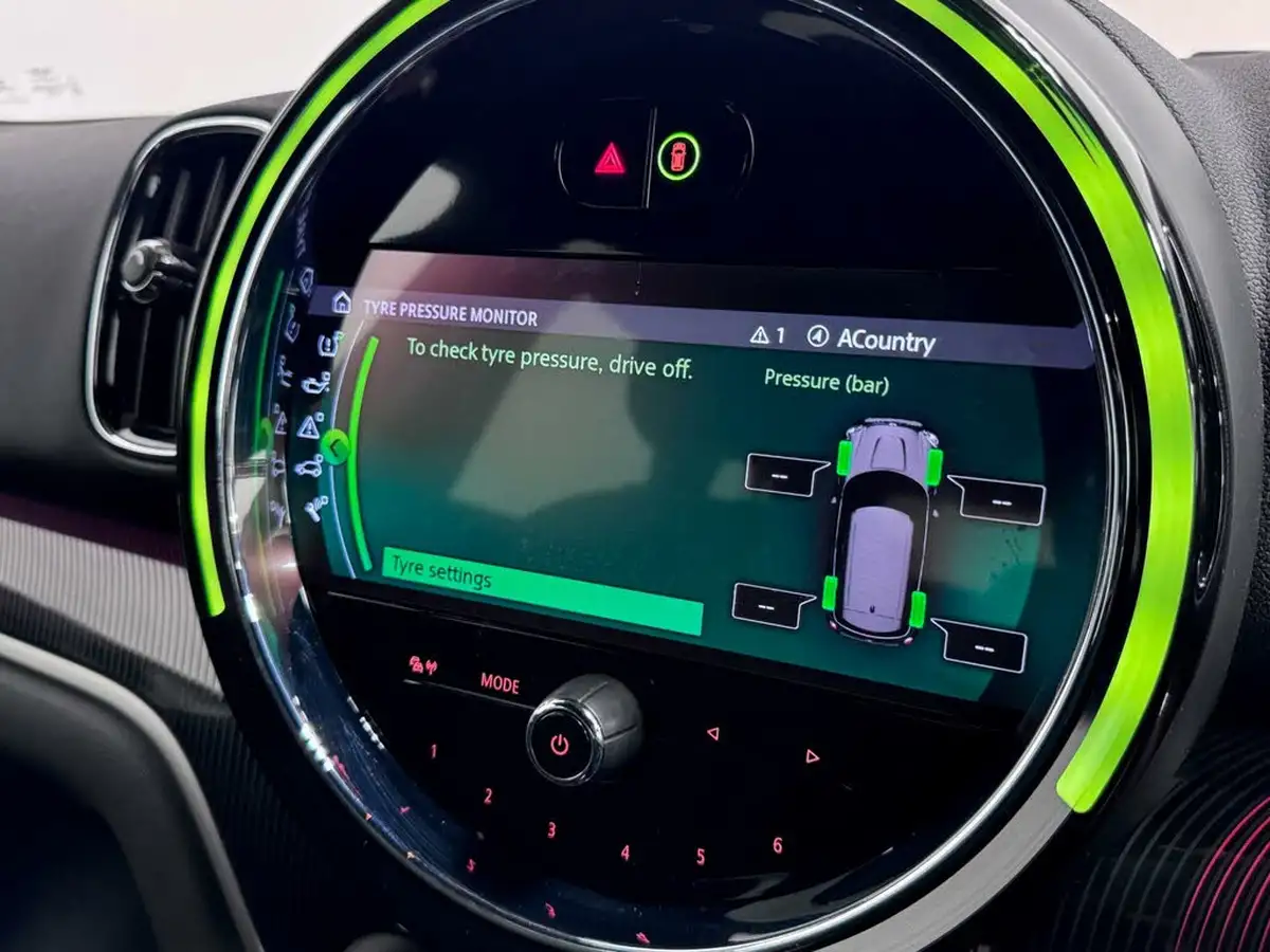 2021-mini-countryman-15-cooper-s-e-phev-exclusive-big-42