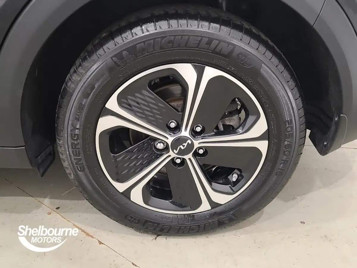 2023-kia-xceed-16-gdi-3-big-6