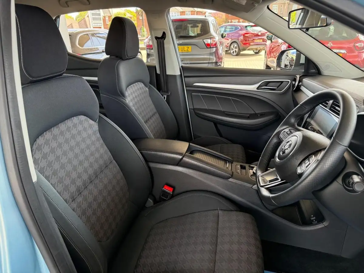 2019-mg-zs-suv-e-excite-ev-big-5