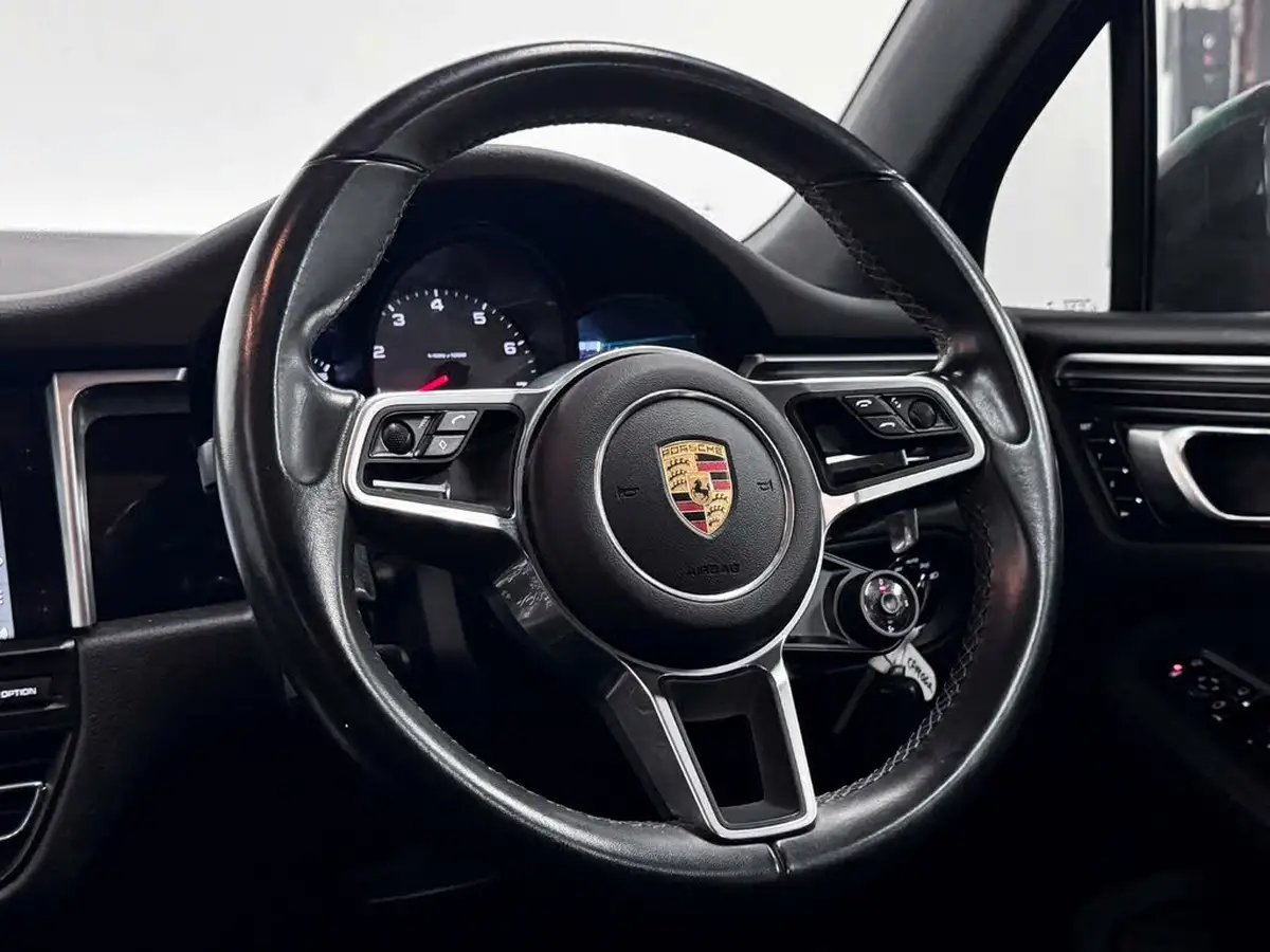 2019-porsche-macan-30-v6-s-big-31
