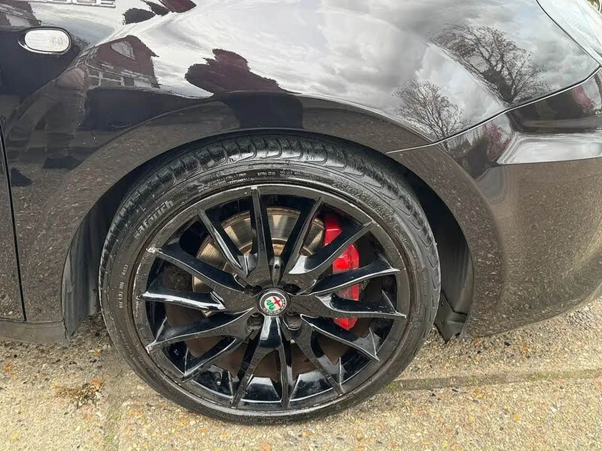 2017-alfa-romeo-mito-14-tb-multiair-veloce-big-43