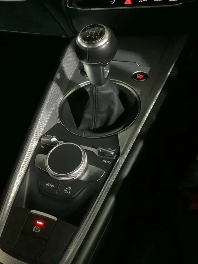 2015-audi-tt-coupe-20-tfsi-sport-big-21
