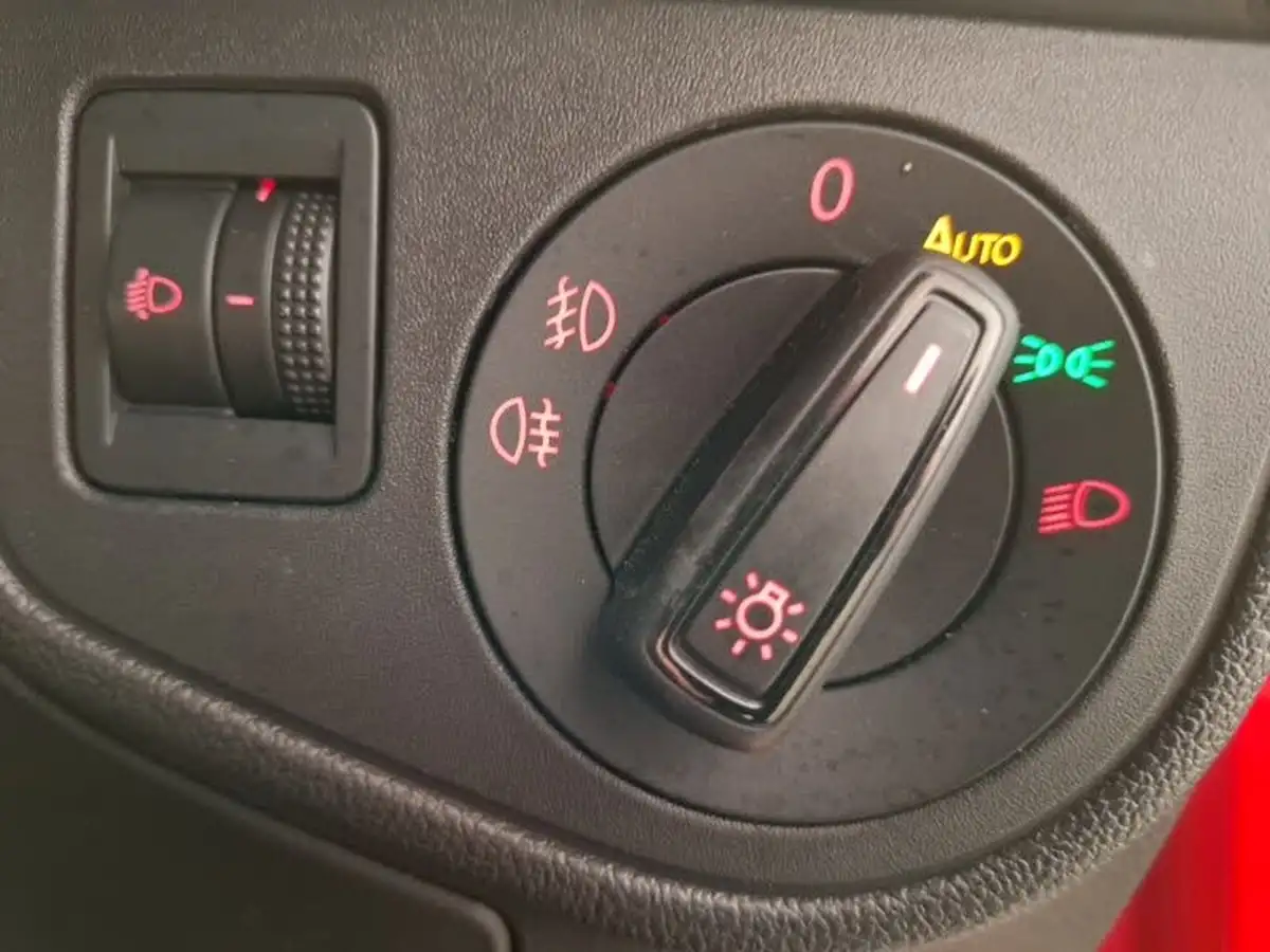 2020-volkswagen-polo-20-tsi-gti-big-18