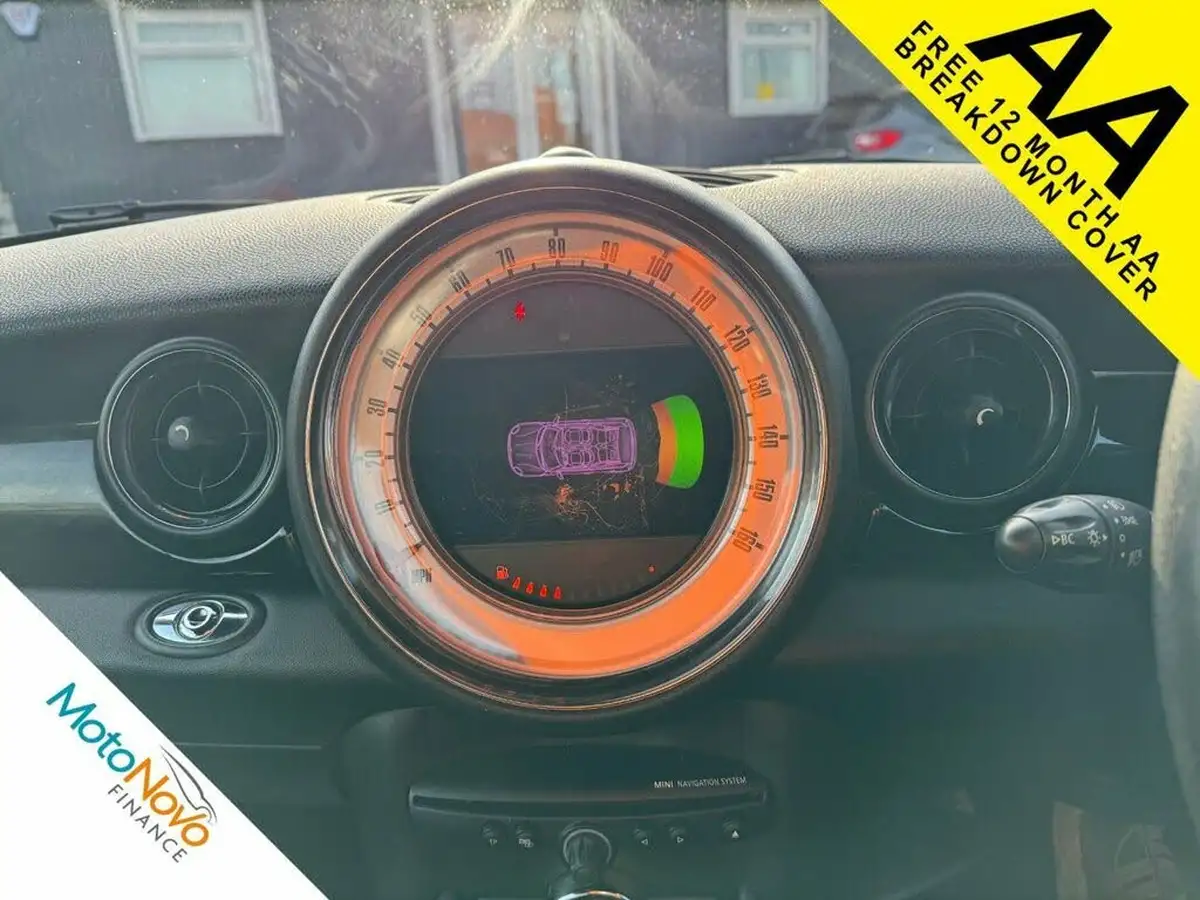 2013-mini-cooper-16-cooper-122bhp-convertible-2d-big-23