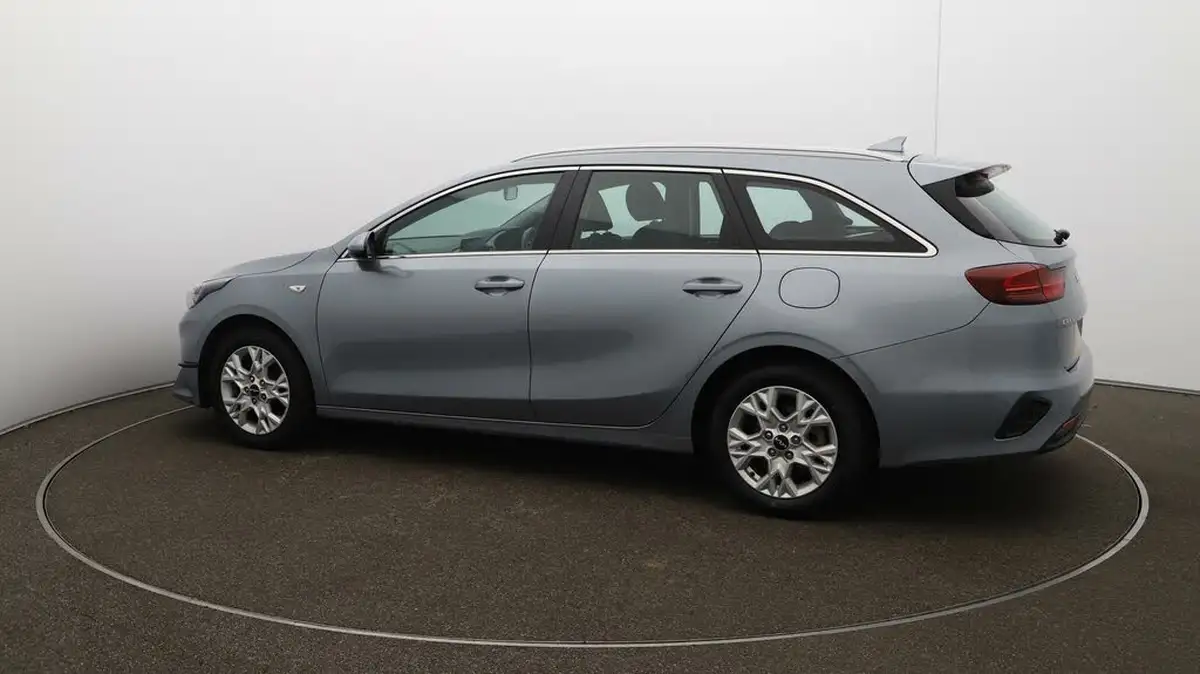 2022-kia-ceed-10-t-gdi-2-sportswagon-big-38