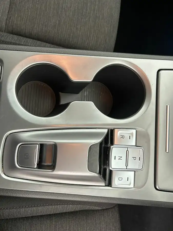 2022-hyundai-kona-e-premium-204ps-64kwh-7kw-obc-big-19
