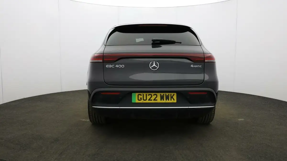 2022-mercedes-benz-eqc-e-eqc-400-amg-line-big-5