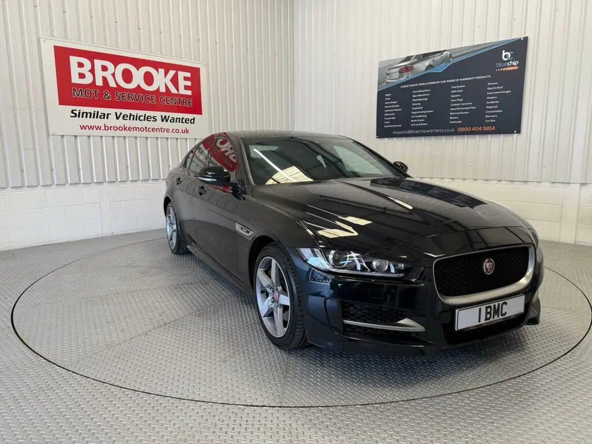 2018-jaguar-xe-20i-r-sport-200ps-1999cc-big-0