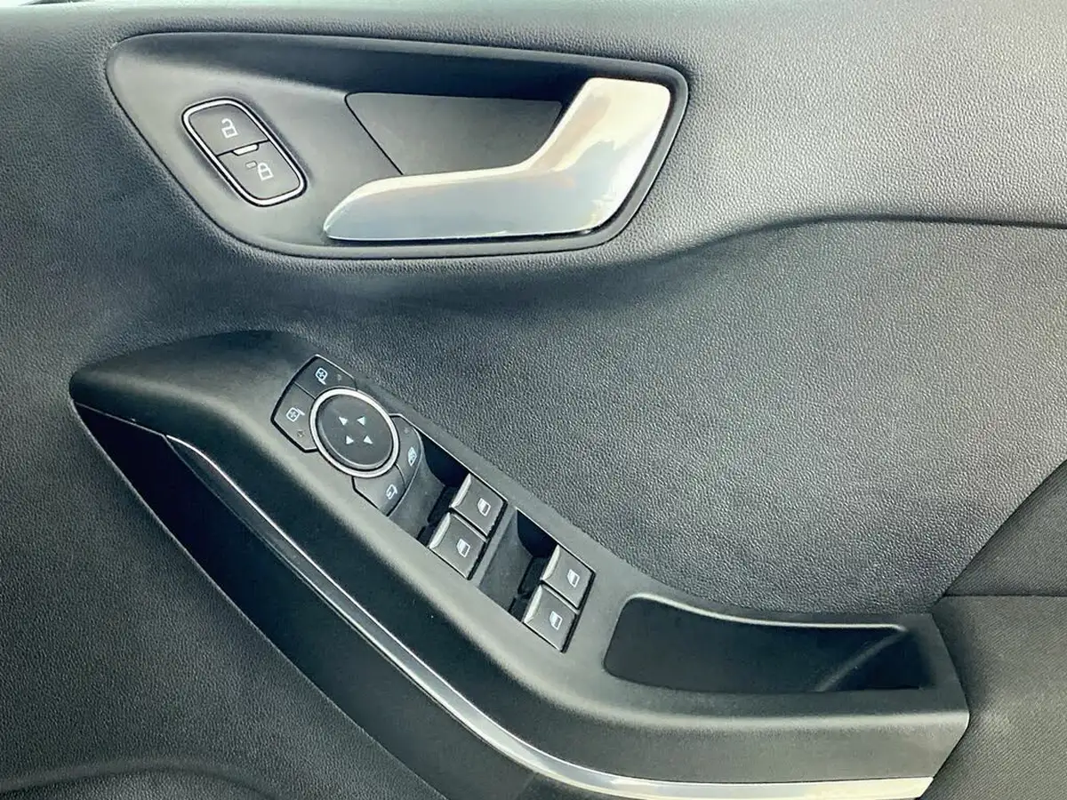 2020-ford-fiesta-10t-st-line-edition-155ps-hybrid-mhev-5d-big-12