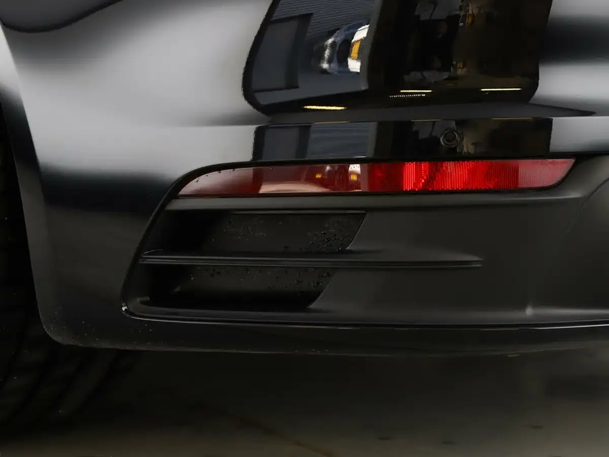 2024-porsche-911-30-carrera-4-coupe-big-36