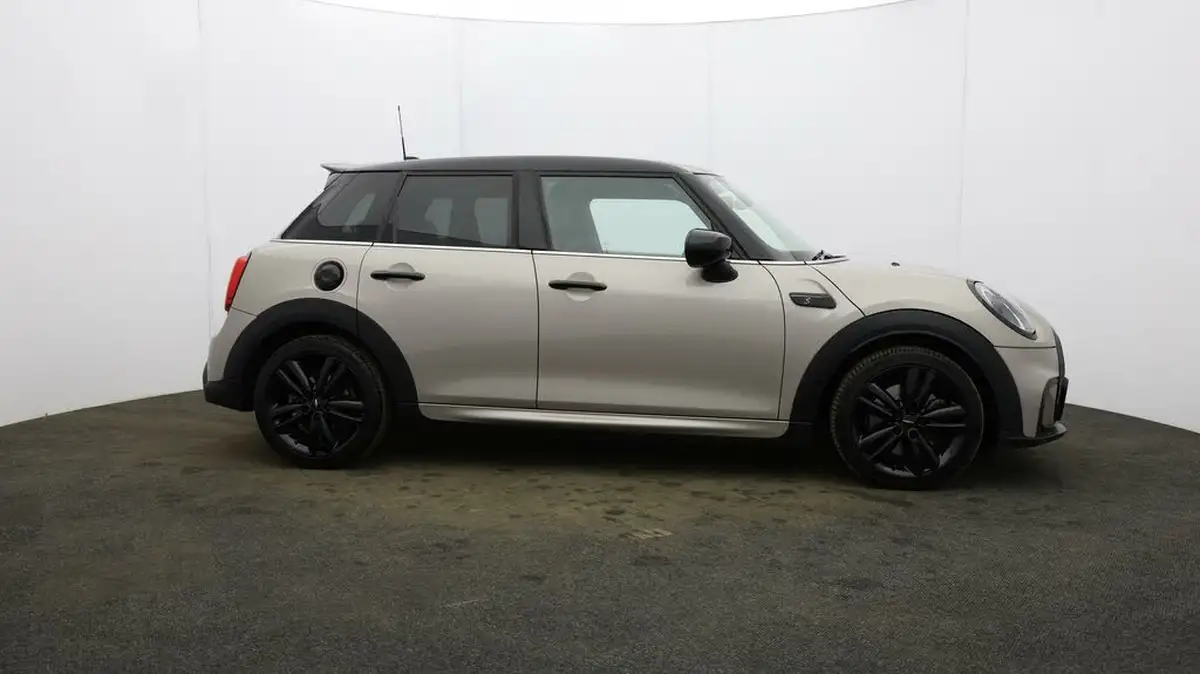 2022-mini-cooper-20-cooper-s-sport-hatchback-5d-auto-big-43