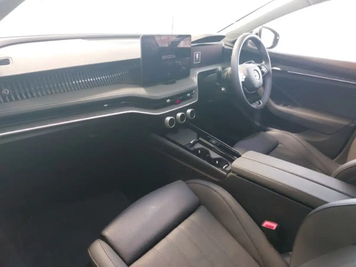 2024-skoda-superb-20tdi-se-l-150ps-scr-estate-dsg-big-4