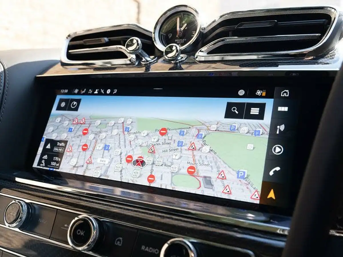 2024-bentley-bentayga-40-v8-s-big-31