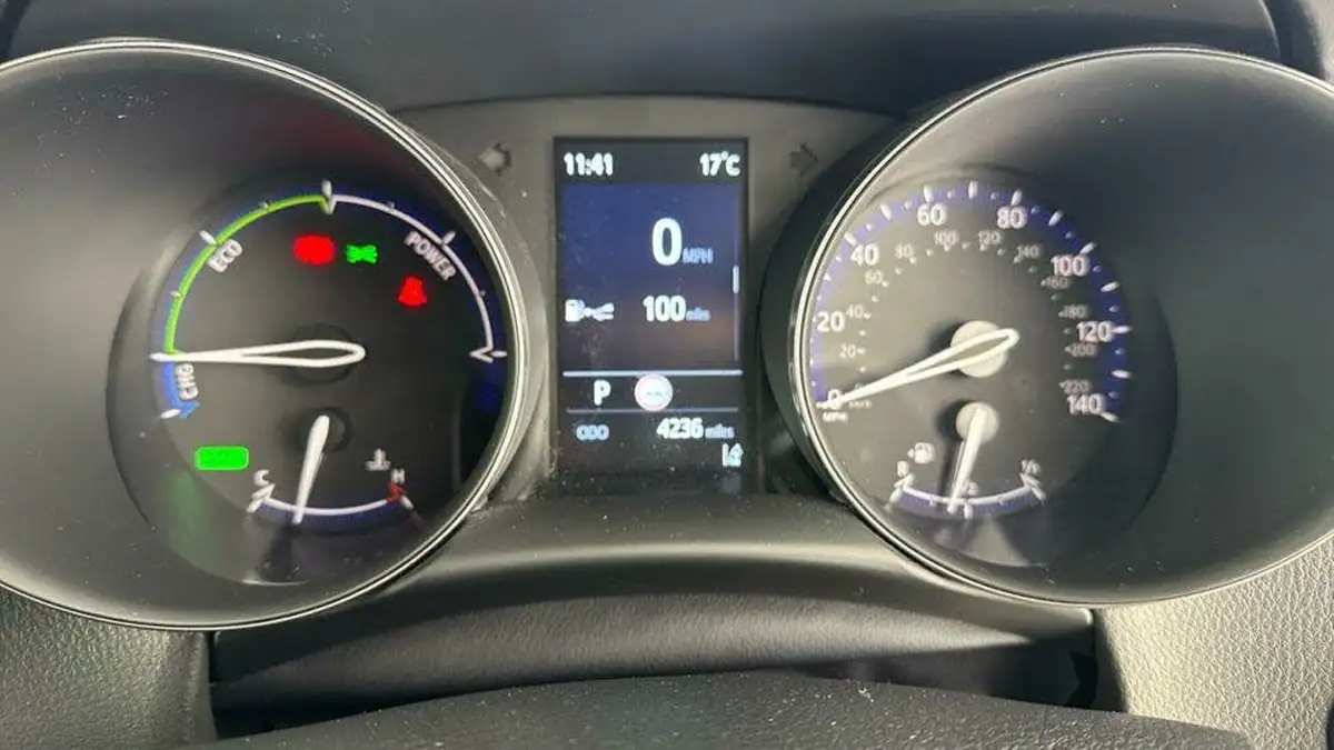 2023-toyota-c-hr-20-vvt-i-gr-sport-181bhp-big-16