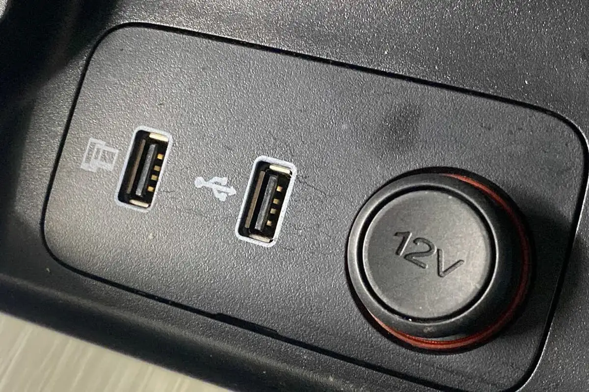 2023-mg-hs-15t-gdi-trophy-258ps-plug-in-hybrid-auto-big-31