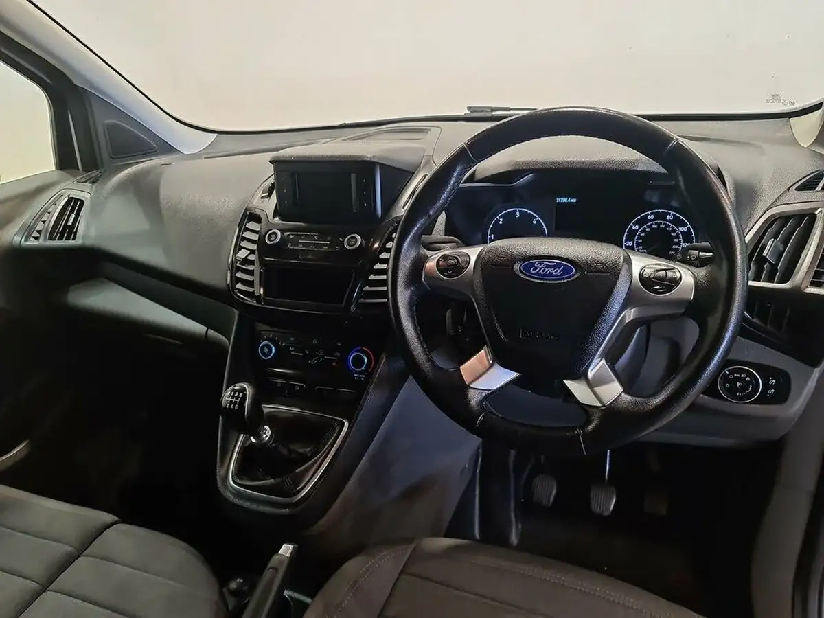 2020-ford-transit-connect-15-ecoblue-l1-200-limited-big-3