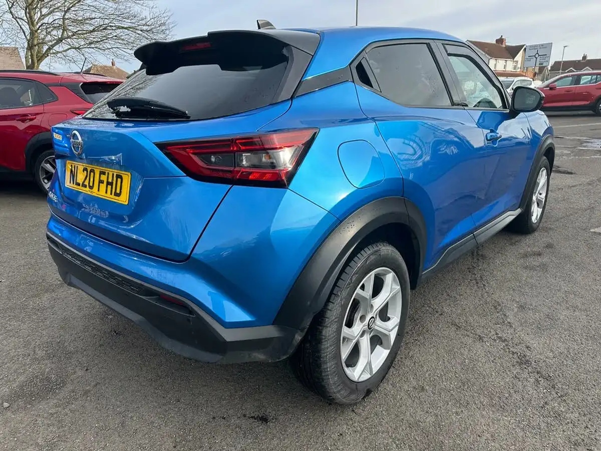 2020-nissan-juke-10-dig-t-n-connecta-117ps-dct-big-20