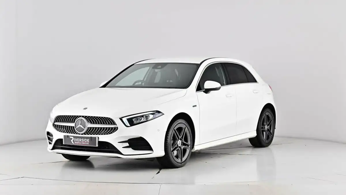 2021-mercedes-benz-a-class-13-a250e-amg-line-executive-hatchback-5d-big-56