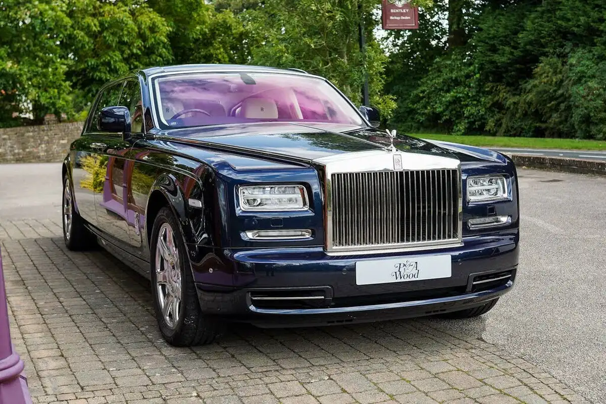 2015-rolls-royce-phantom-big-5