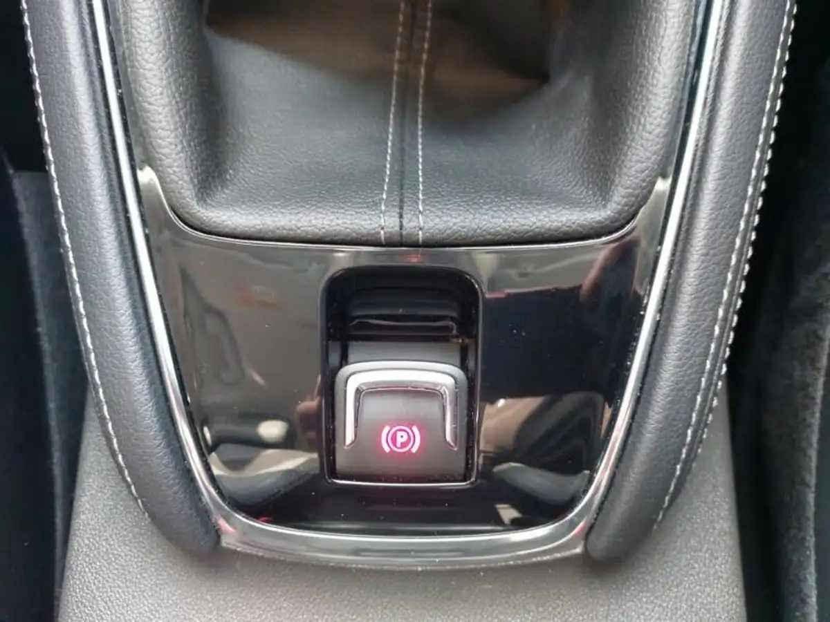 2021-vauxhall-grandland-x-12-griffin-big-11