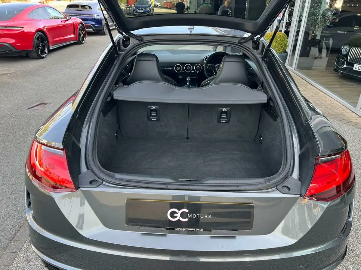 2023-audi-tt-coupe-20-40-tfsi-black-edition-big-46