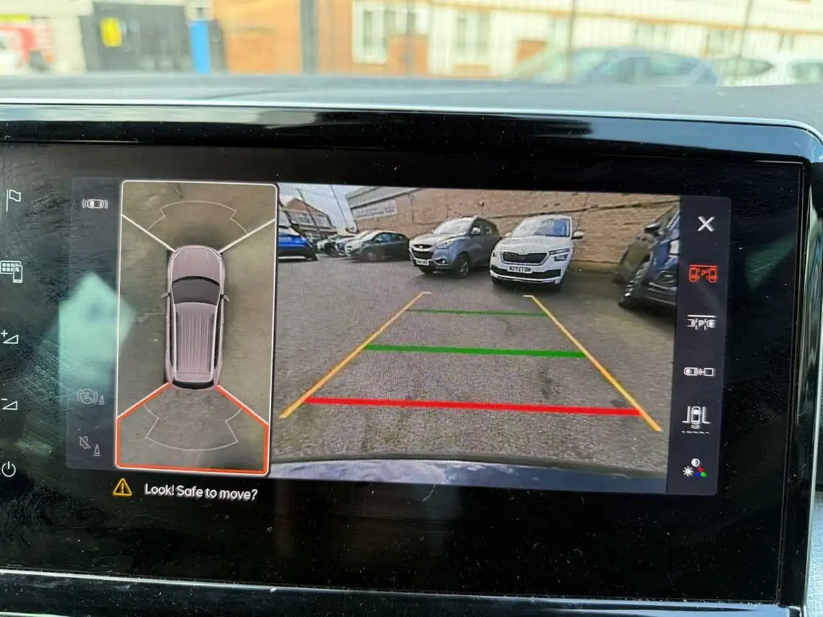 2023-nissan-juke-10-dig-t-n-connecta-dct-big-12