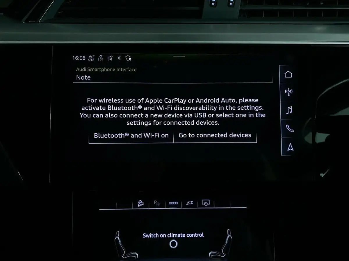 2021-audi-e-tron-55e-s-line-station-wagon-big-32