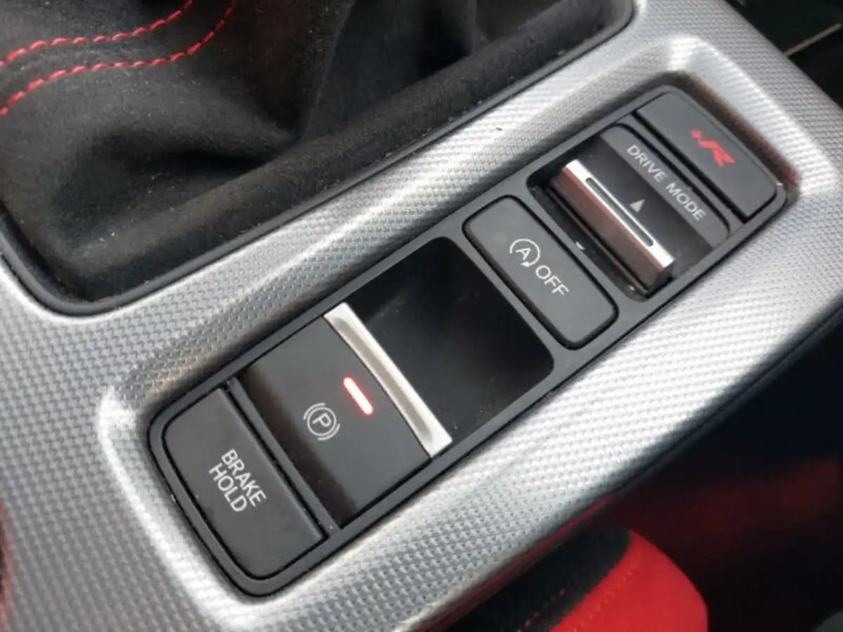 2023-honda-civic-20-i-vtec-type-r-big-15