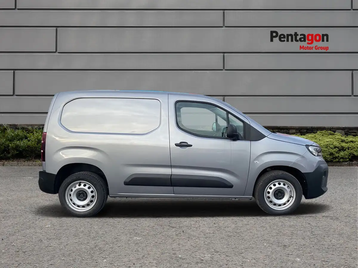 2024-peugeot-partner-15-bluehdi-professional-100pseu6d-big-10