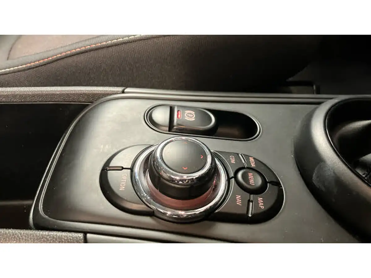 2022-mini-countryman-15-cooper-classic-auto-big-18
